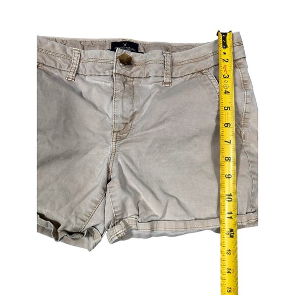 American Eagle Midi Stretch Shorts Size 10 Khaki Beige - Picture 3 of 8